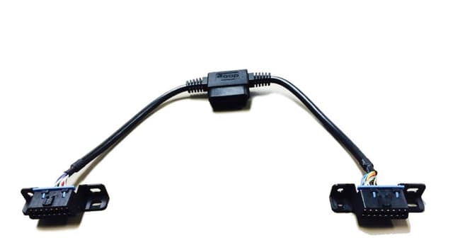 Edge OBD-II Splitter Cable OBD-II Splitter Cable