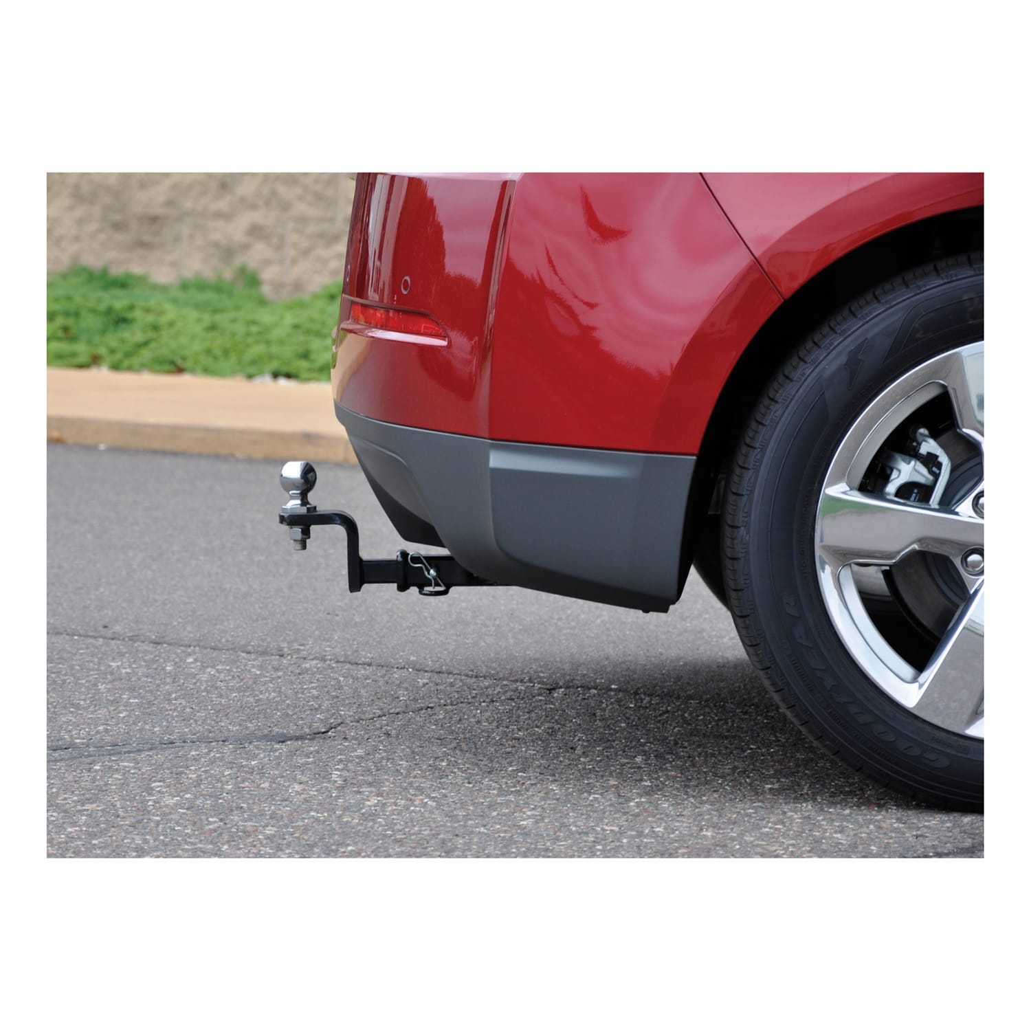 Class 1 Trailer Hitch; 1-1/4in. Ball Mount; Select Chevrolet Volt thumbnail 3