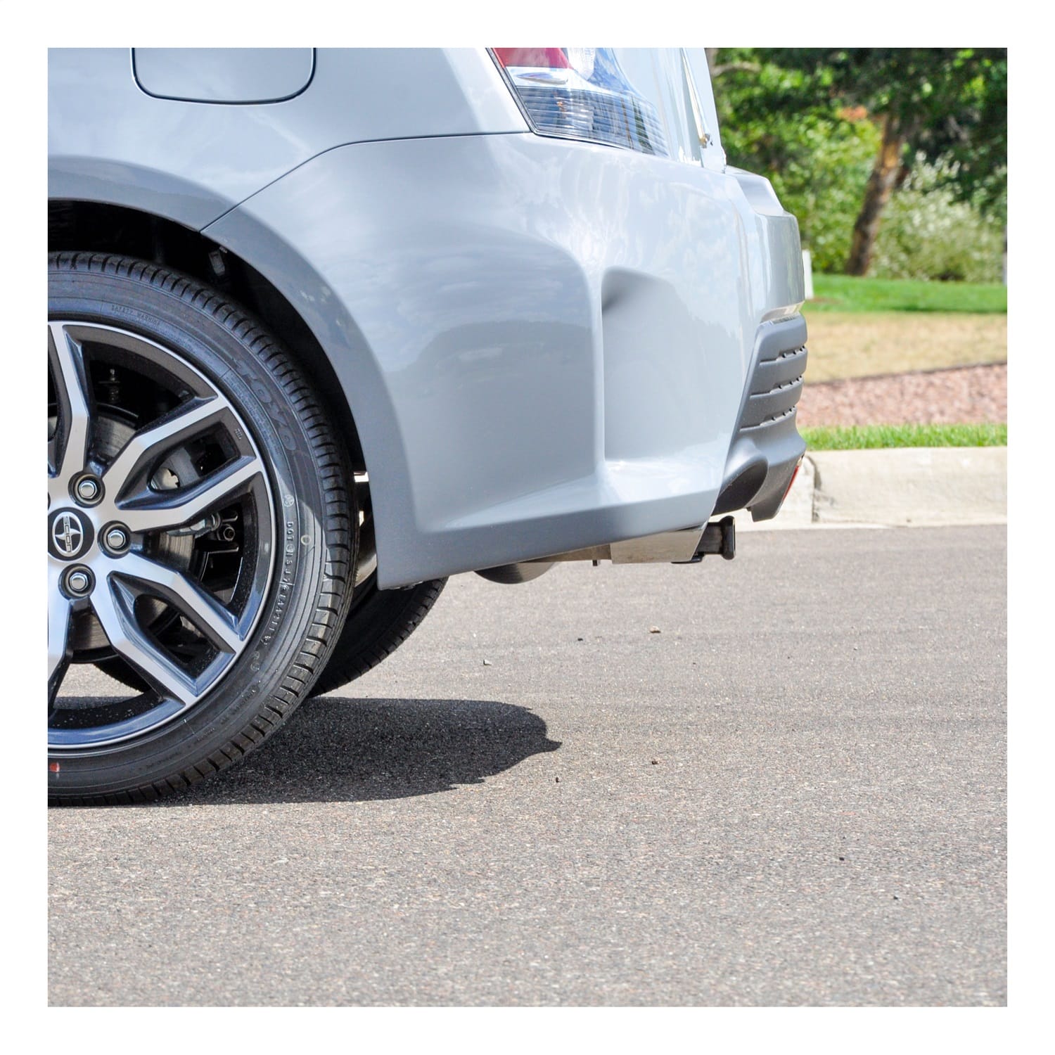 Class 1 Trailer Hitch; 1-1/4in. Receiver; Select Scion tC thumbnail 4