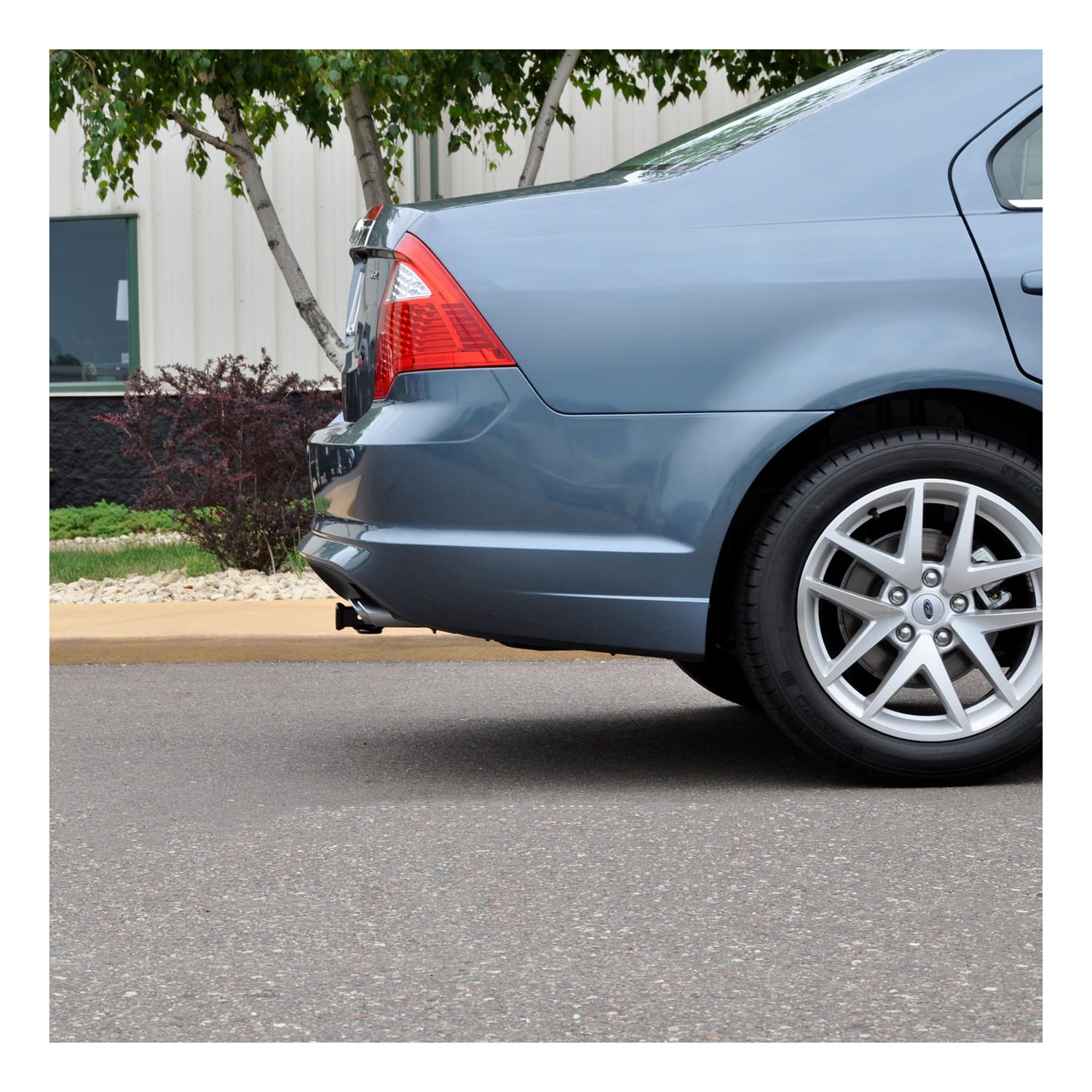Class 1 Hitch; 1-1/4in. Receiver; Select Ford Fusion; Lincoln MKZ; Mercury Milan thumbnail 4
