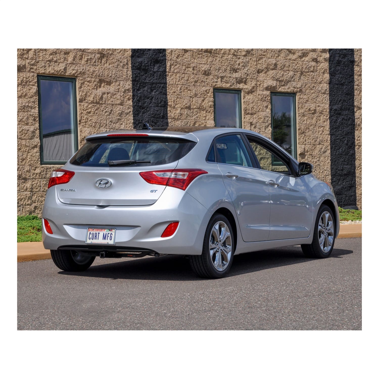 Class 1 Trailer Hitch; 1-1/4in. Ball Mount; Select Hyundai Elantra GT thumbnail 2