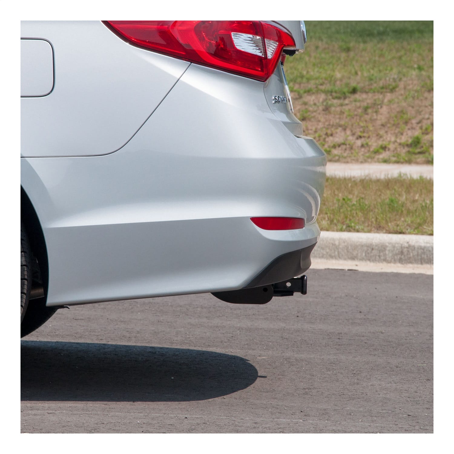 Class 1 Trailer Hitch; 1-1/4in. Ball Mount; Select Hyundai Sonata; Kia Optima thumbnail 4