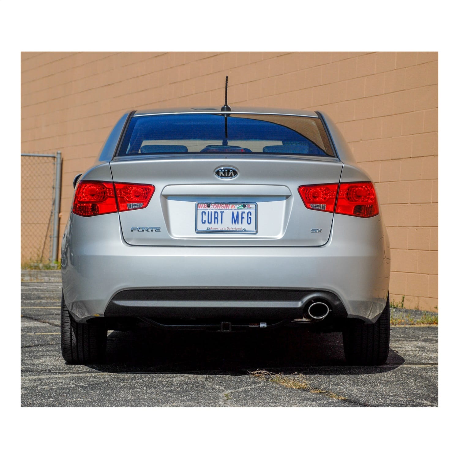 Class 1 Trailer Hitch; 1-1/4in. Receiver; Select Kia Forte thumbnail 3