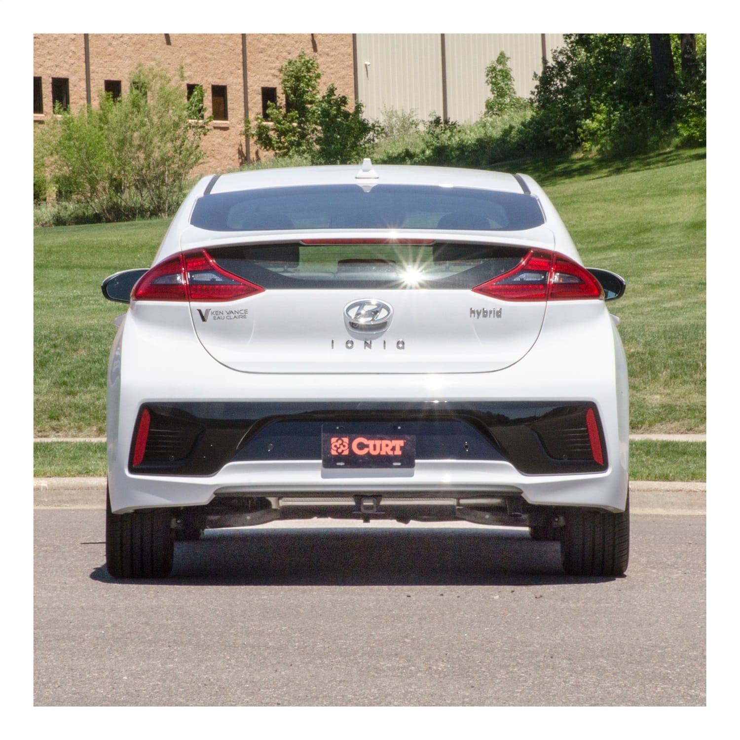 Class 1 Trailer Hitch; 1-1/4in. Receiver; Select Hyundai Ioniq thumbnail 3