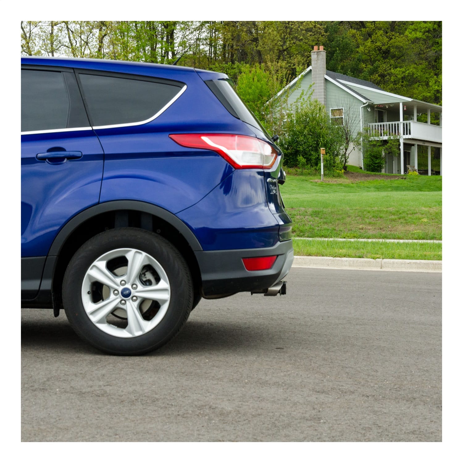 Class 2 Trailer Hitch; 1-1/4in. Receiver; Select Ford Escape thumbnail 4