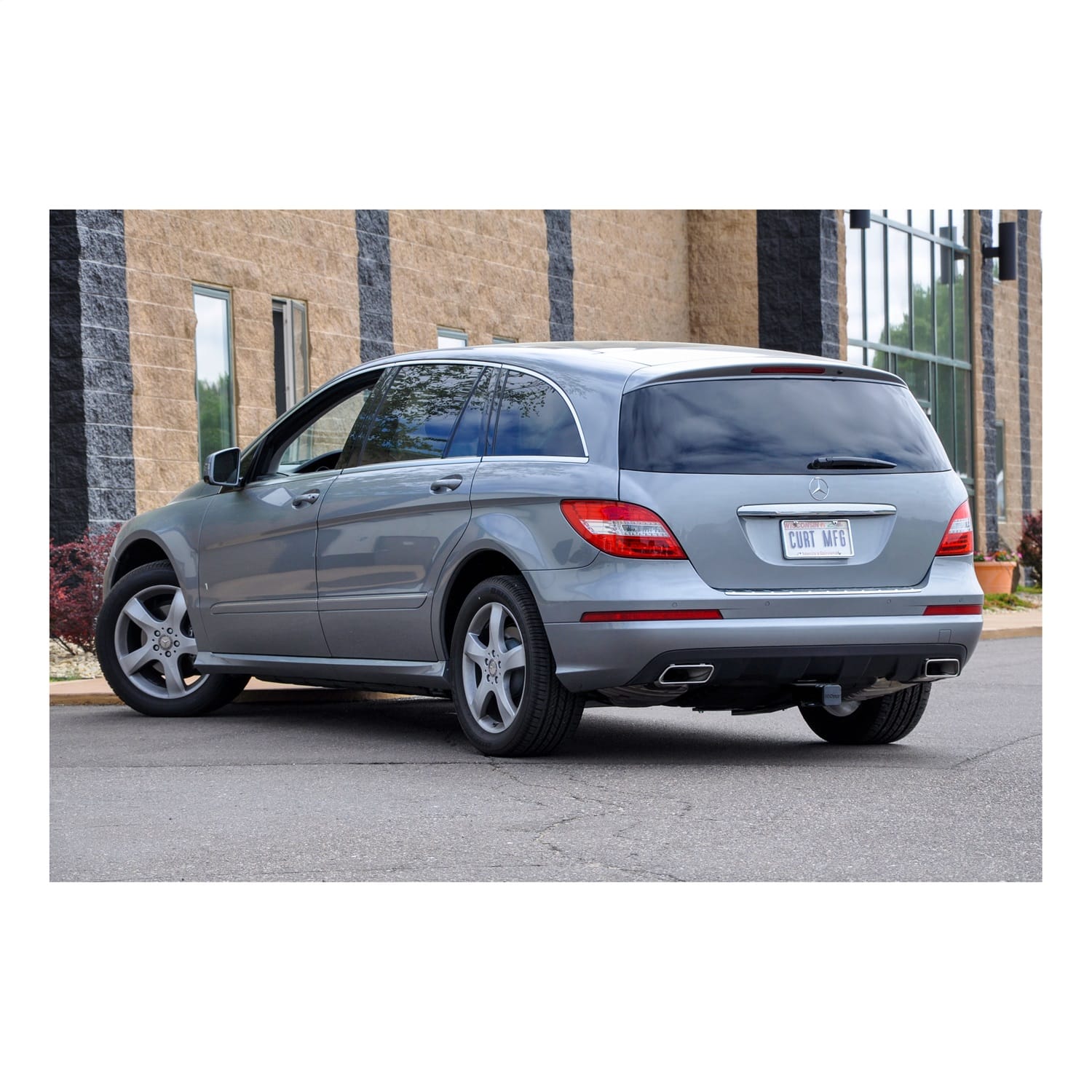 Class 3 Trailer Hitch; 2in. Receiver; Select Mercedes-Benz R320; R350; R500 thumbnail 2