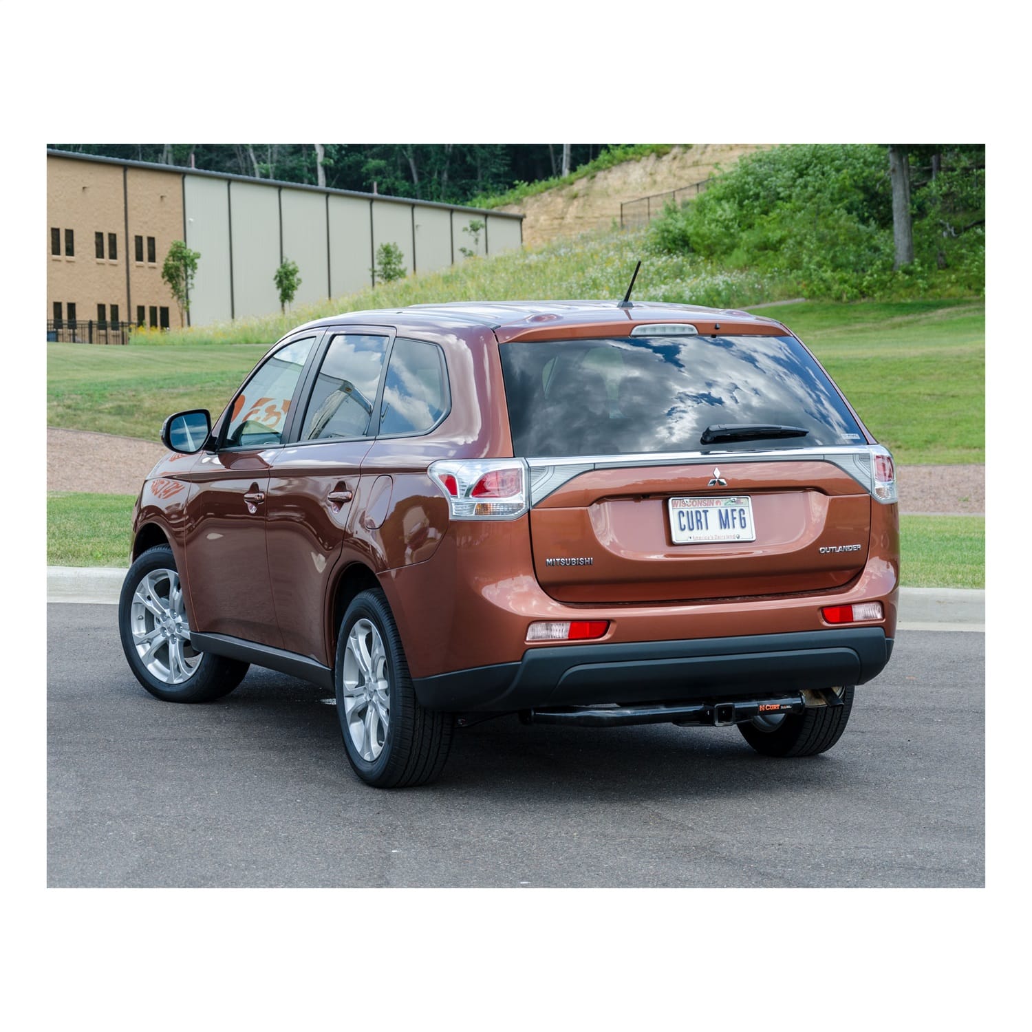 Class 3 Trailer Hitch; 2in. Receiver; Select Mitsubishi Outlander thumbnail 2