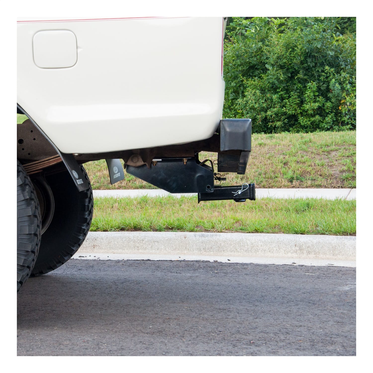 Class 3 Hitch; 2in.; Select Dodge D-Series; Ford F-Series; Bronco (Drilling) thumbnail 4