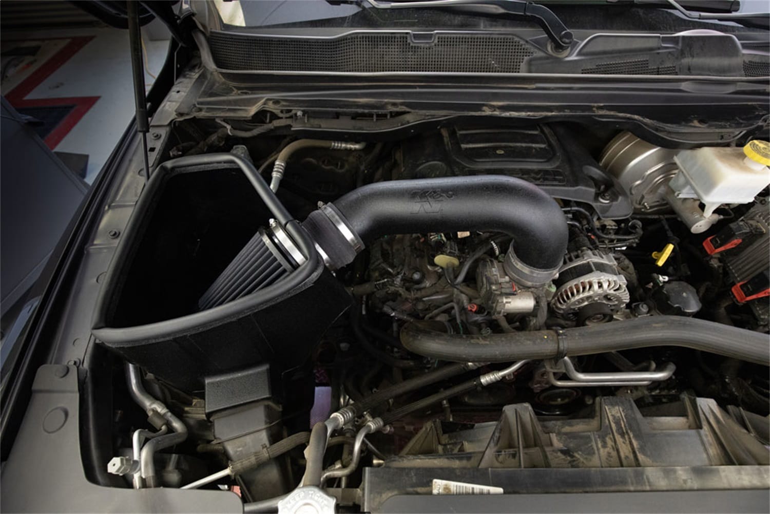 Performance Air Intake System thumbnail 7