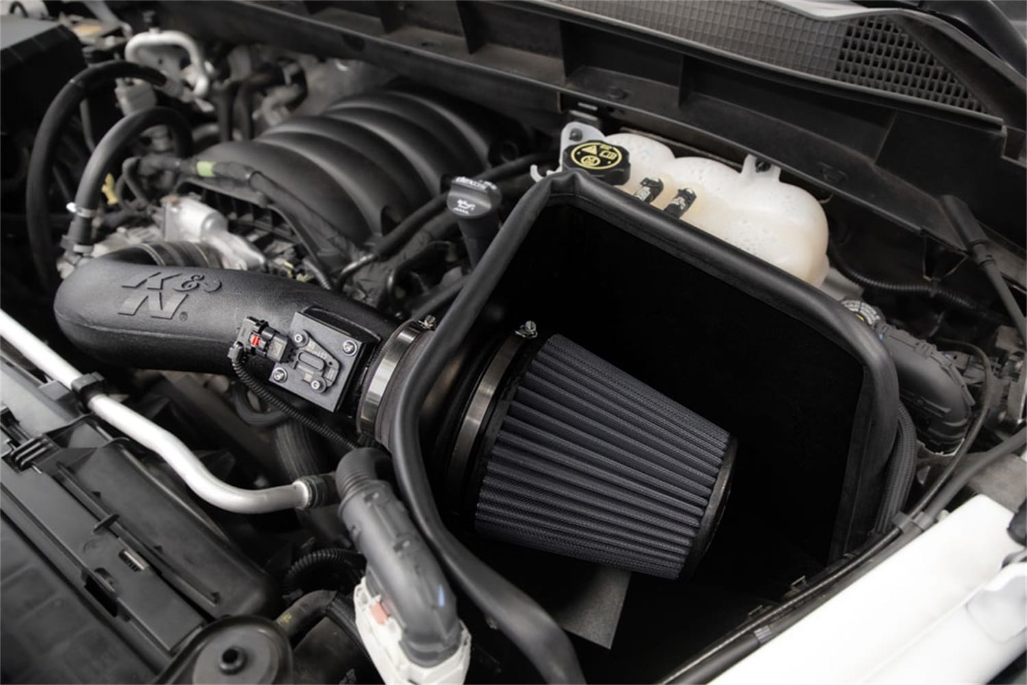 Performance Air Intake System thumbnail 7
