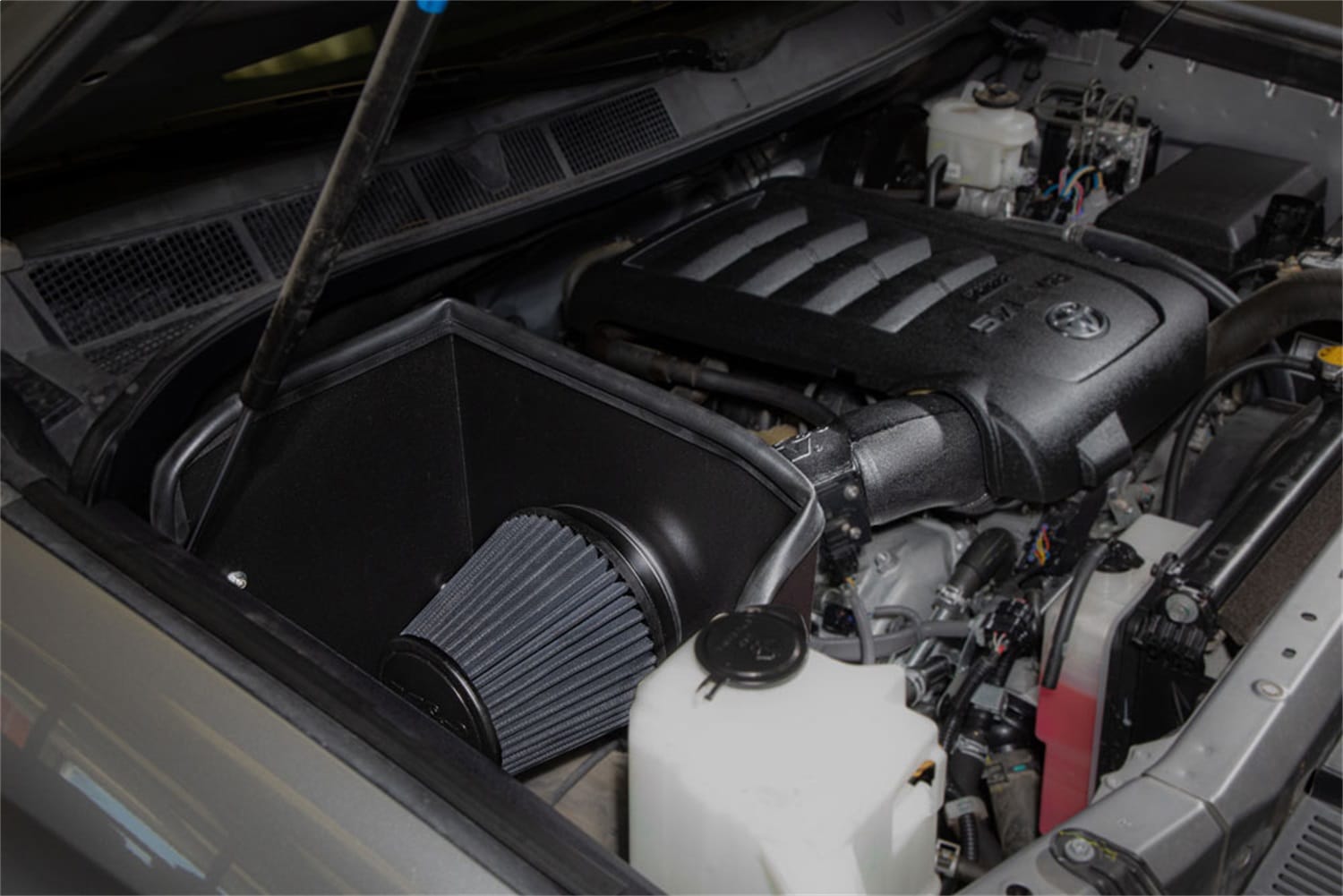 Performance Air Intake System thumbnail 7