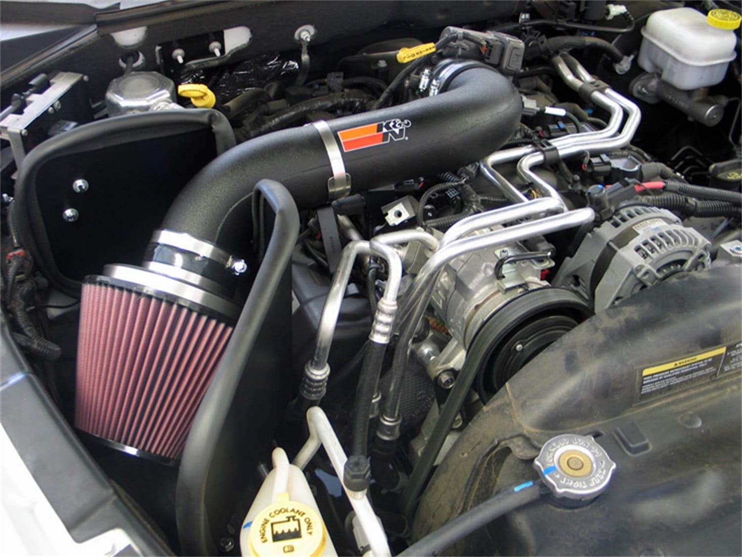 Performance Air Intake System thumbnail 9