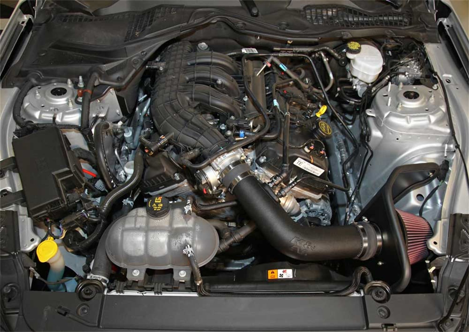 Performance Air Intake System thumbnail 12