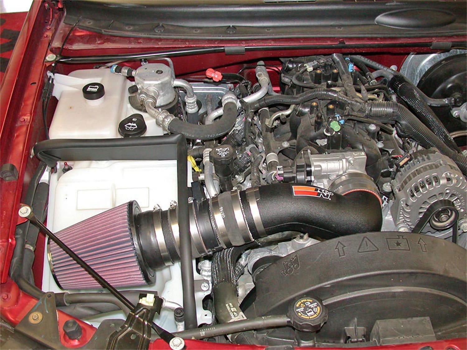 Performance Air Intake System thumbnail 10