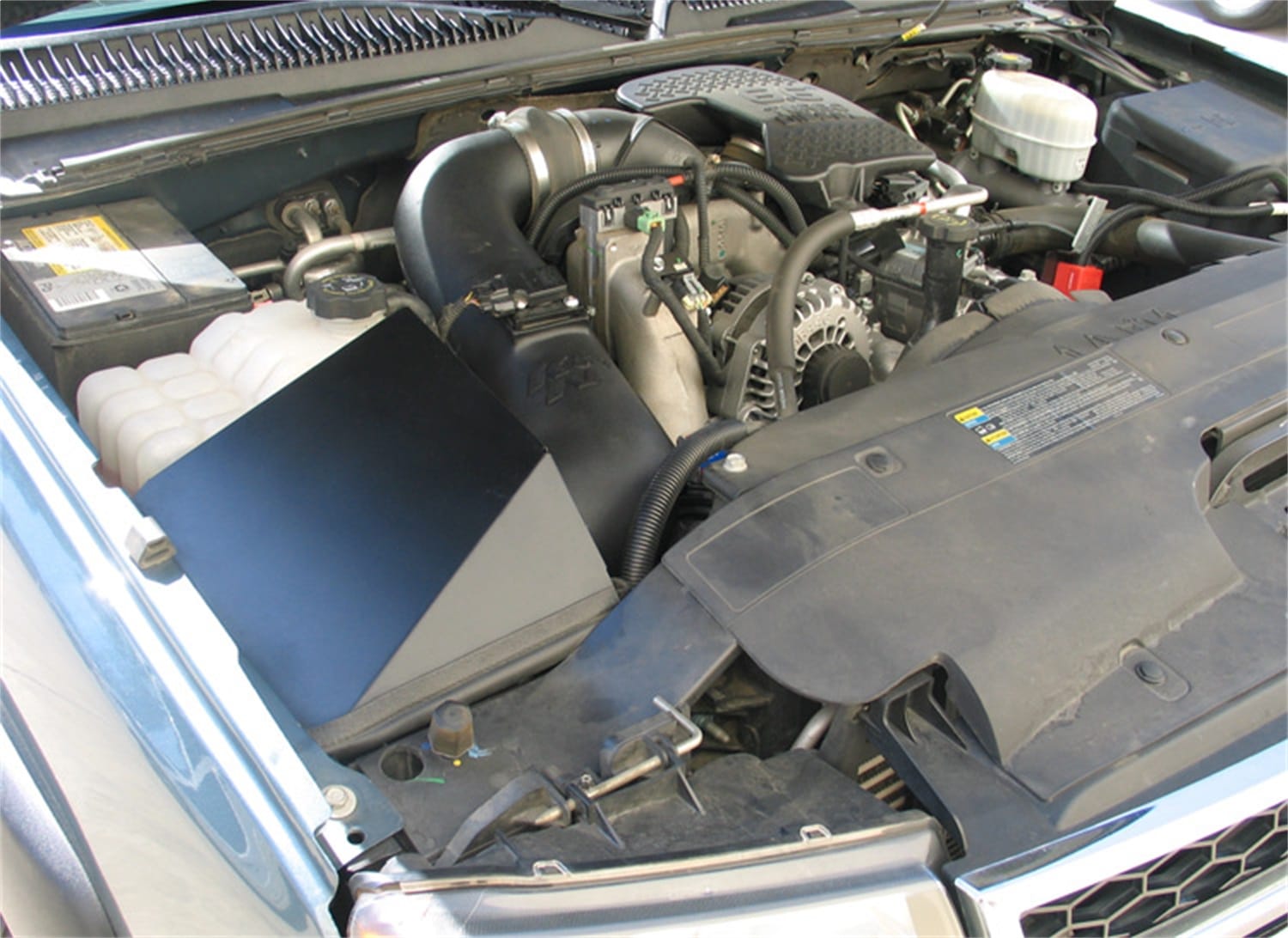 Performance Air Intake System thumbnail 9