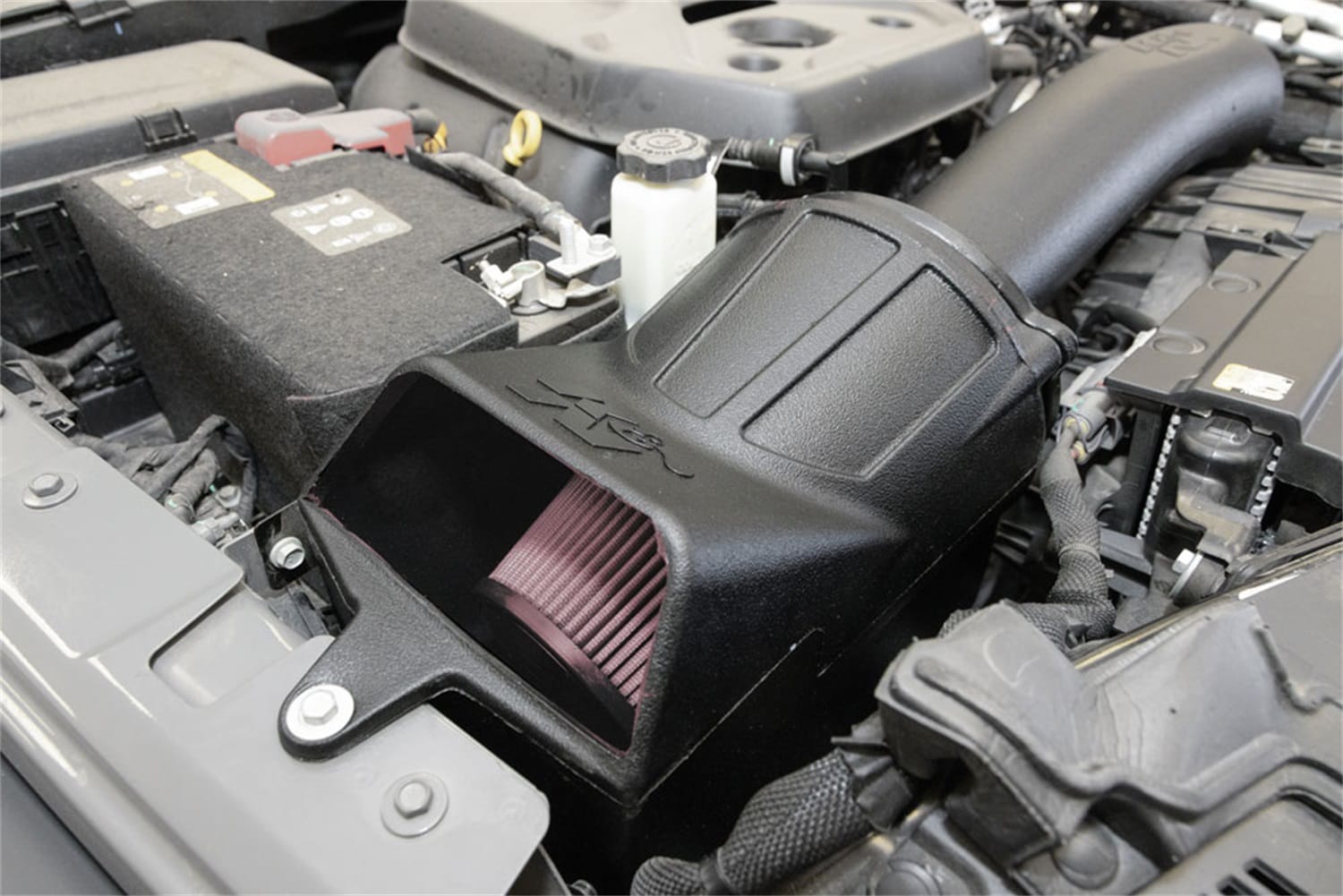 Performance Air Intake System thumbnail 14