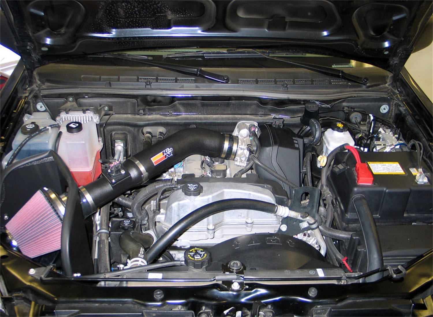 Performance Air Intake System thumbnail 10
