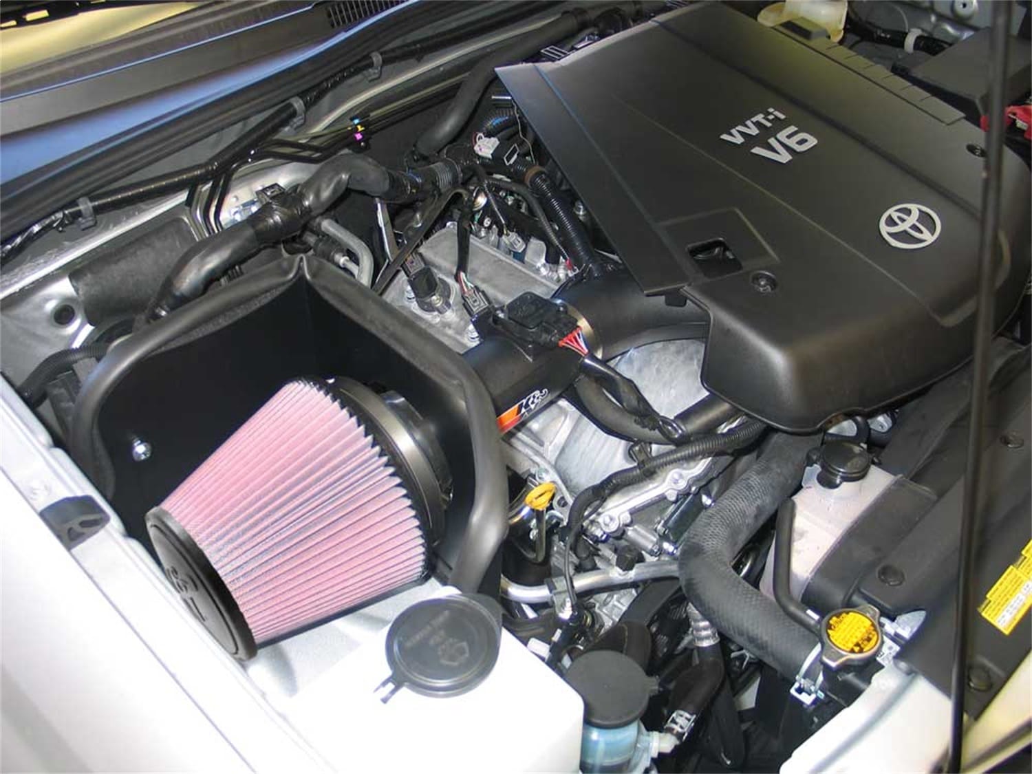 Performance Air Intake System thumbnail 9