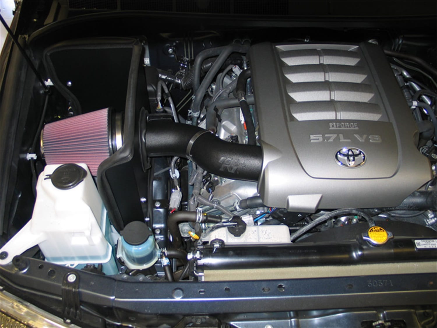 Performance Air Intake System thumbnail 9