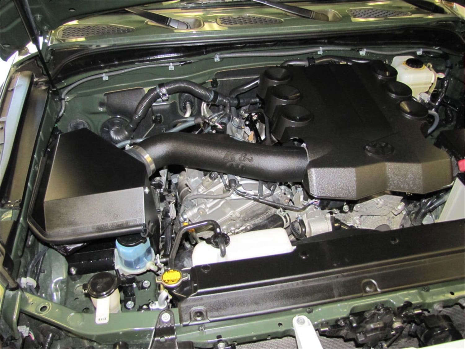 Performance Air Intake System thumbnail 10