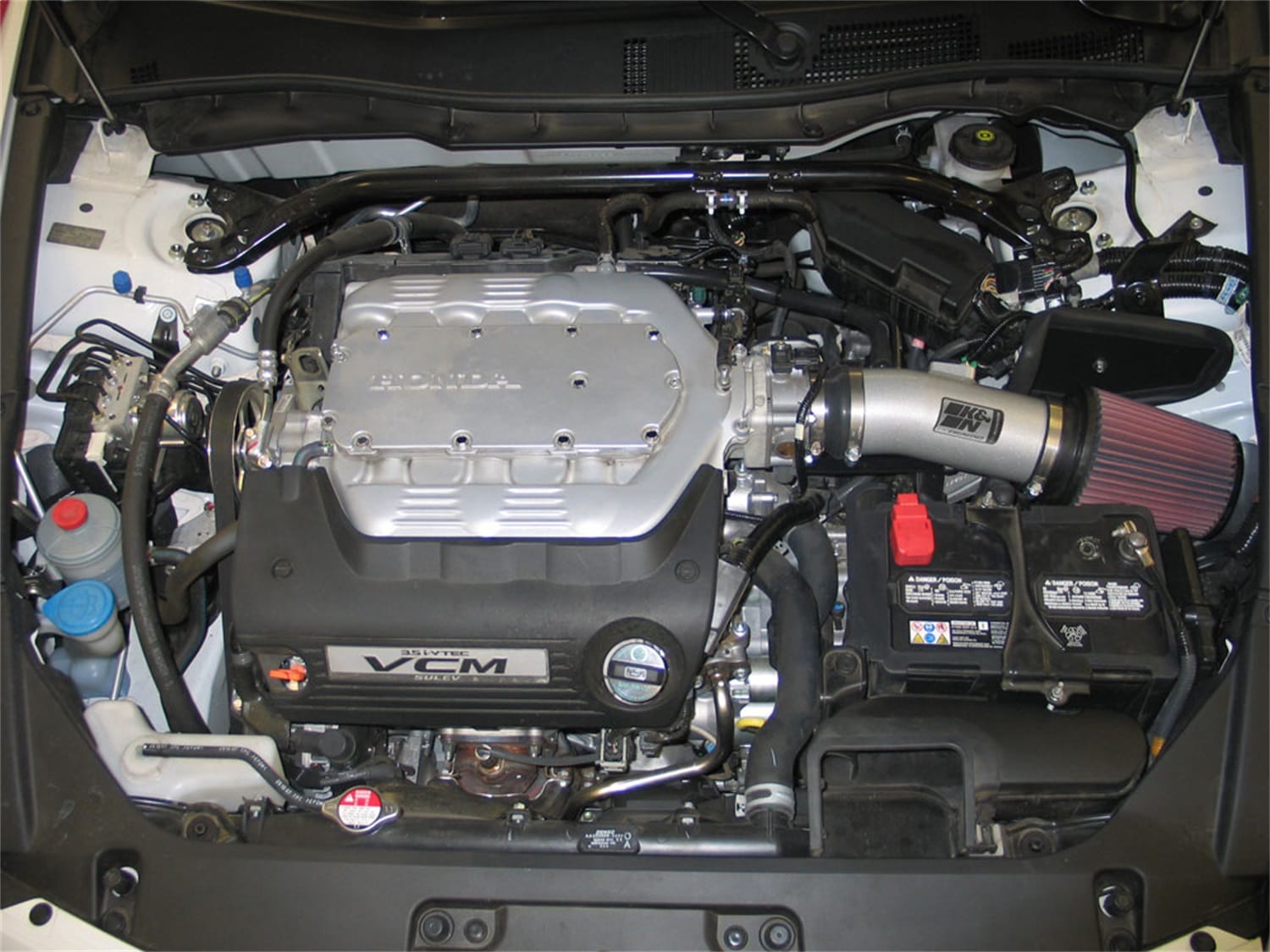 Performance Air Intake System thumbnail 10
