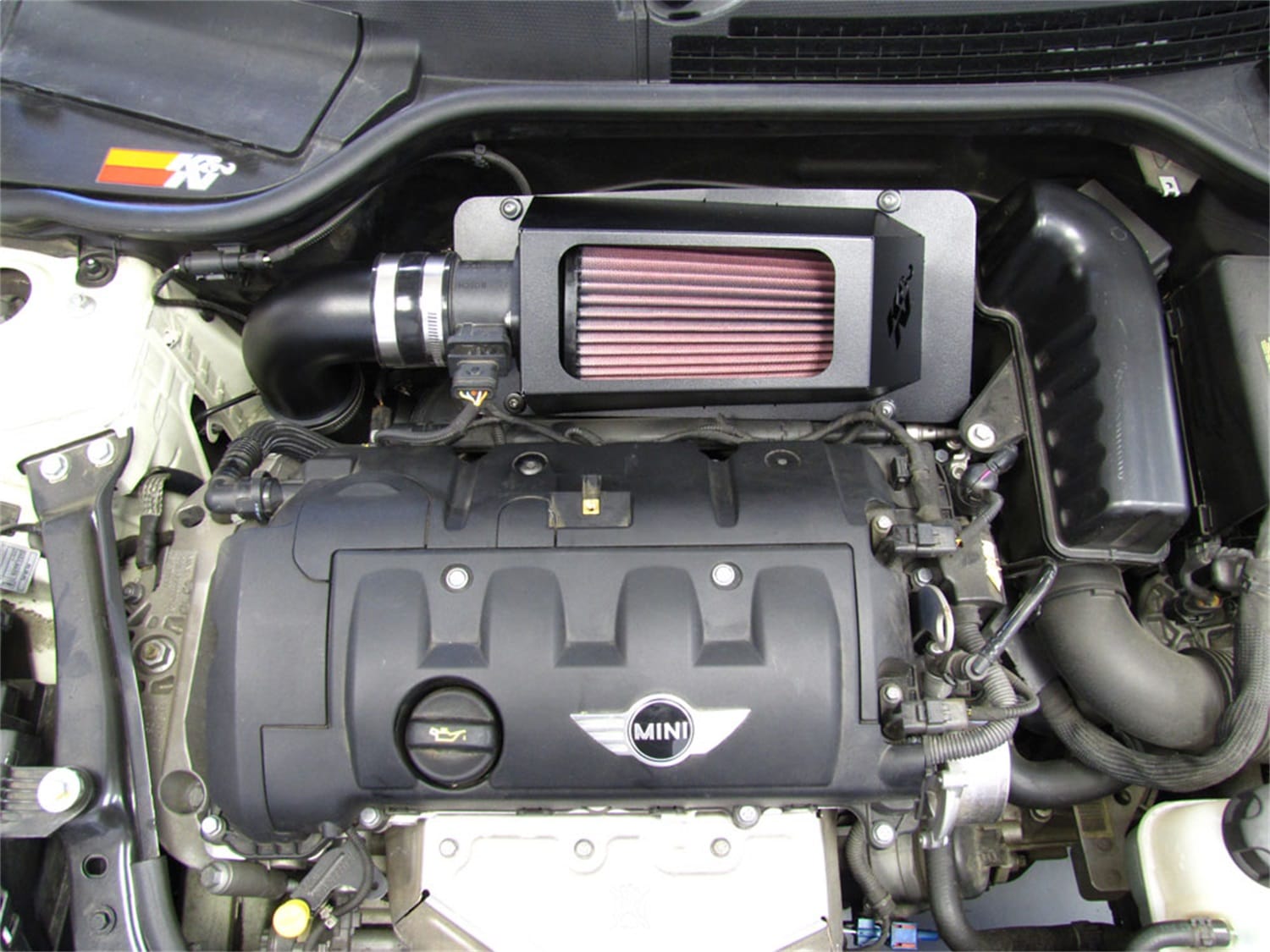 Performance Air Intake System thumbnail 10