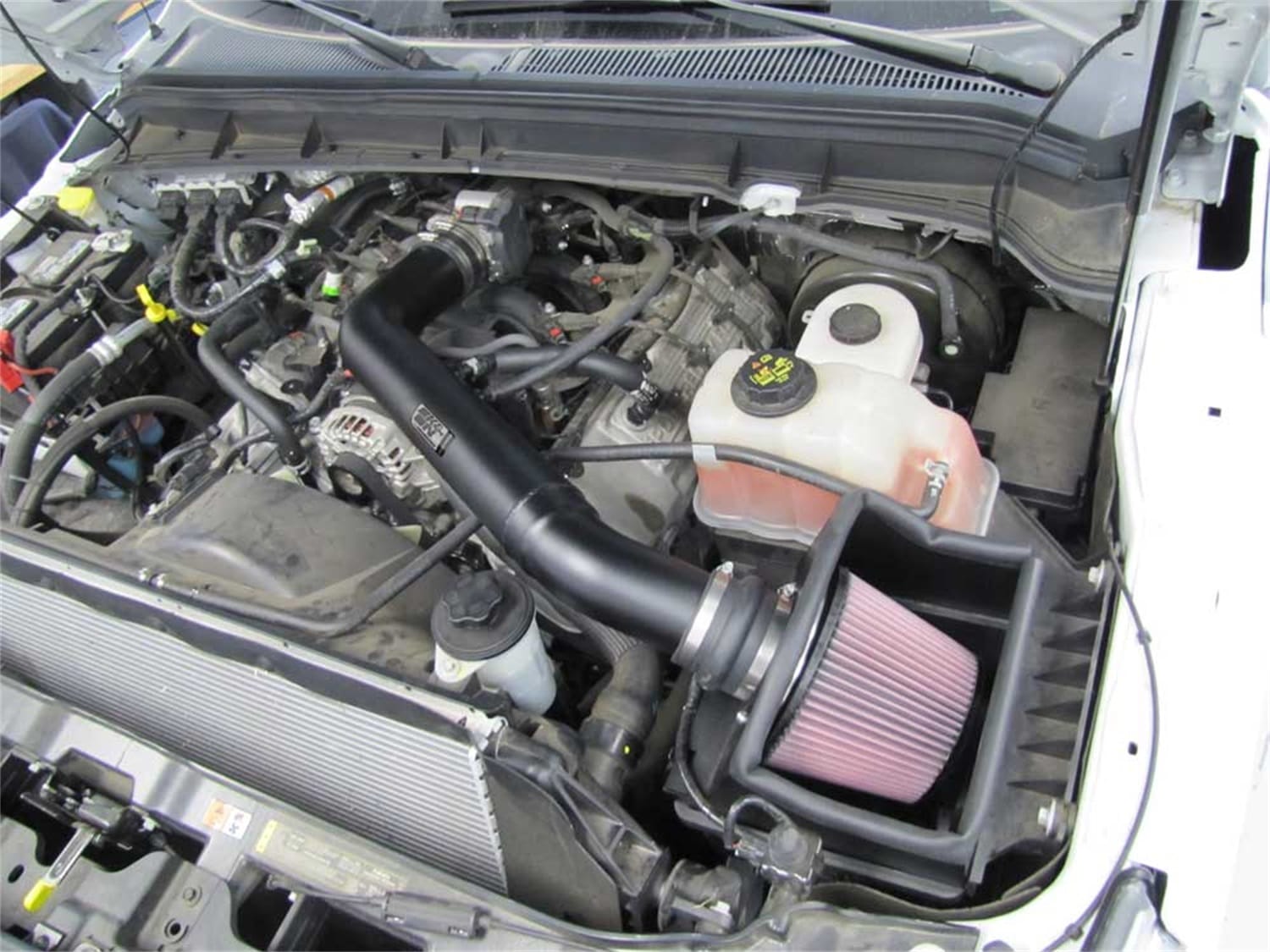 Performance Air Intake System thumbnail 10