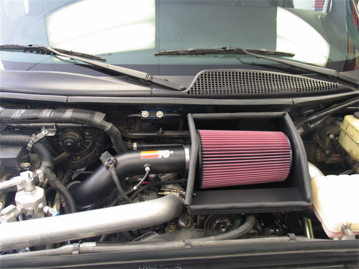 Performance Air Intake System thumbnail 2