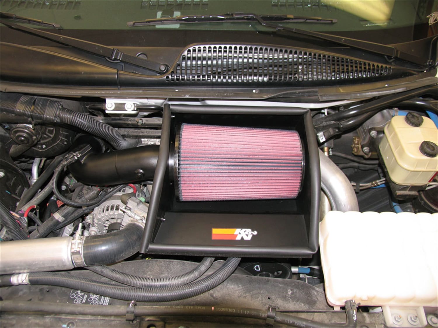 Performance Air Intake System thumbnail 9