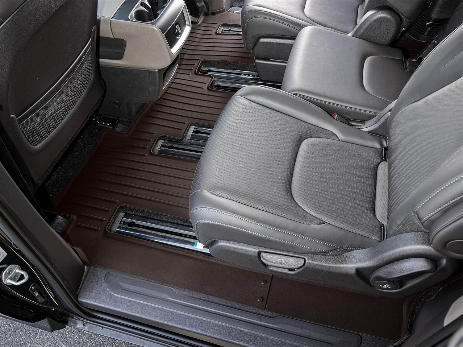 WeatherTech FloorLiner HP Floor Mat Set - 4719112IM thumbnail 13