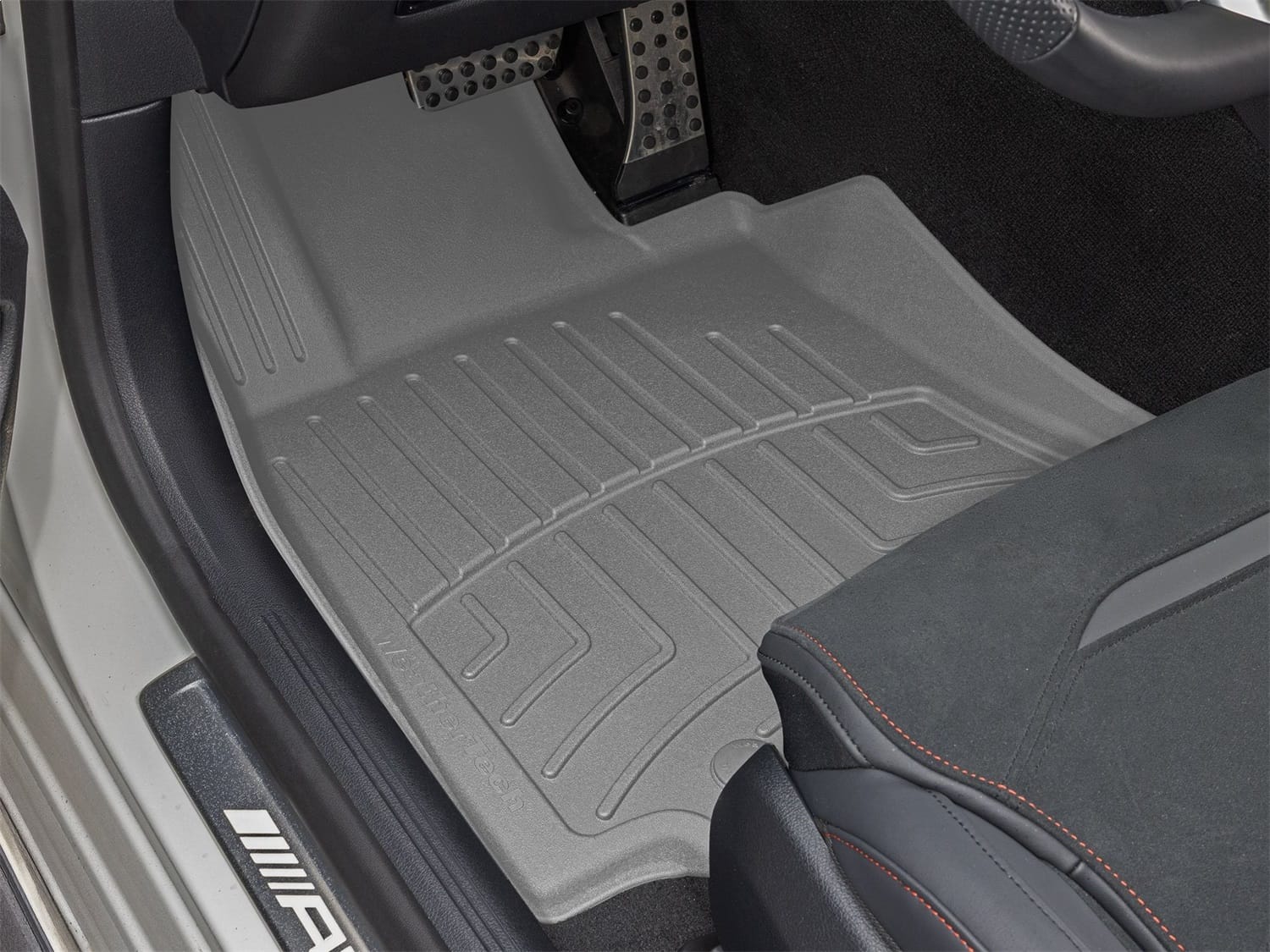 WeatherTech FloorLiner HP Floor Mat Set - 4617411IM thumbnail 13