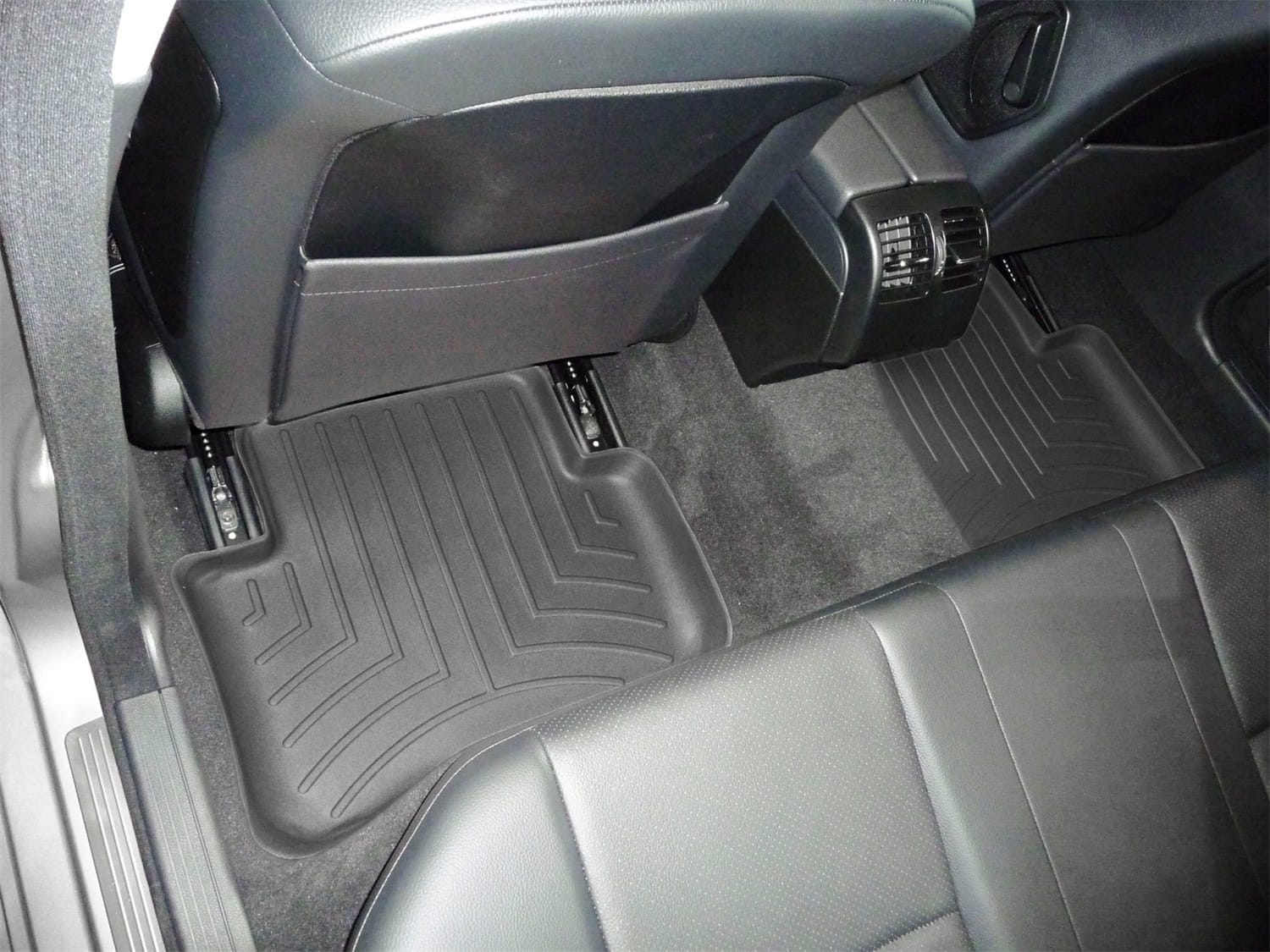 WeatherTech FloorLiner DigitalFit Floor Mat Set - 442642 thumbnail 13
