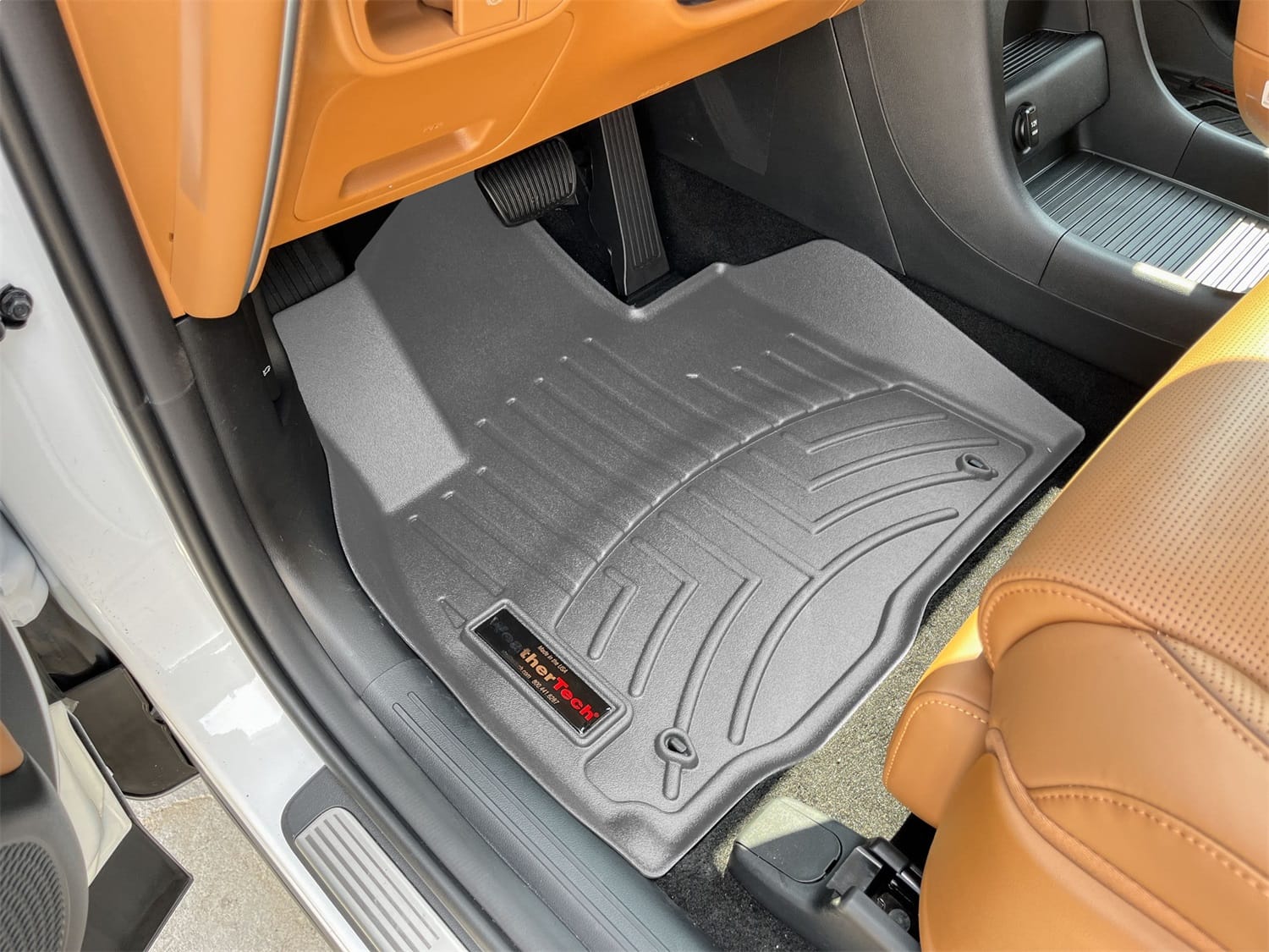 WeatherTech FloorLiner DigitalFit Floor Mat Set - 4619471 thumbnail 14