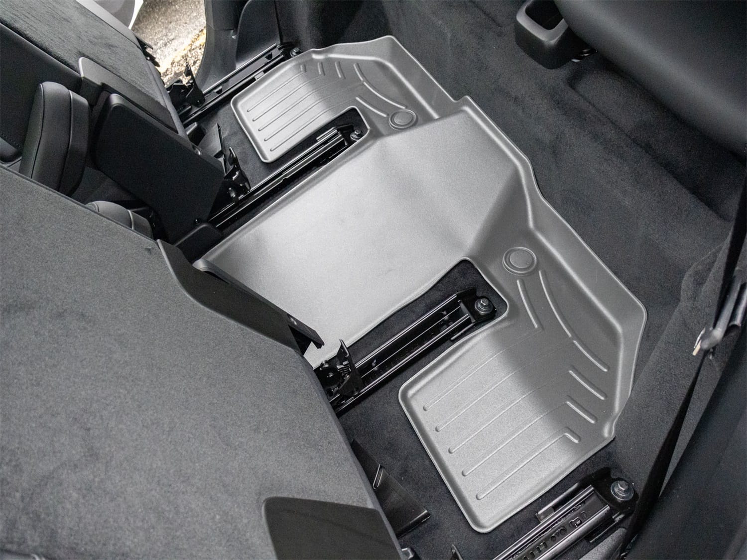 WeatherTech FloorLiner DigitalFit Floor Mat Set - 468286 thumbnail 13