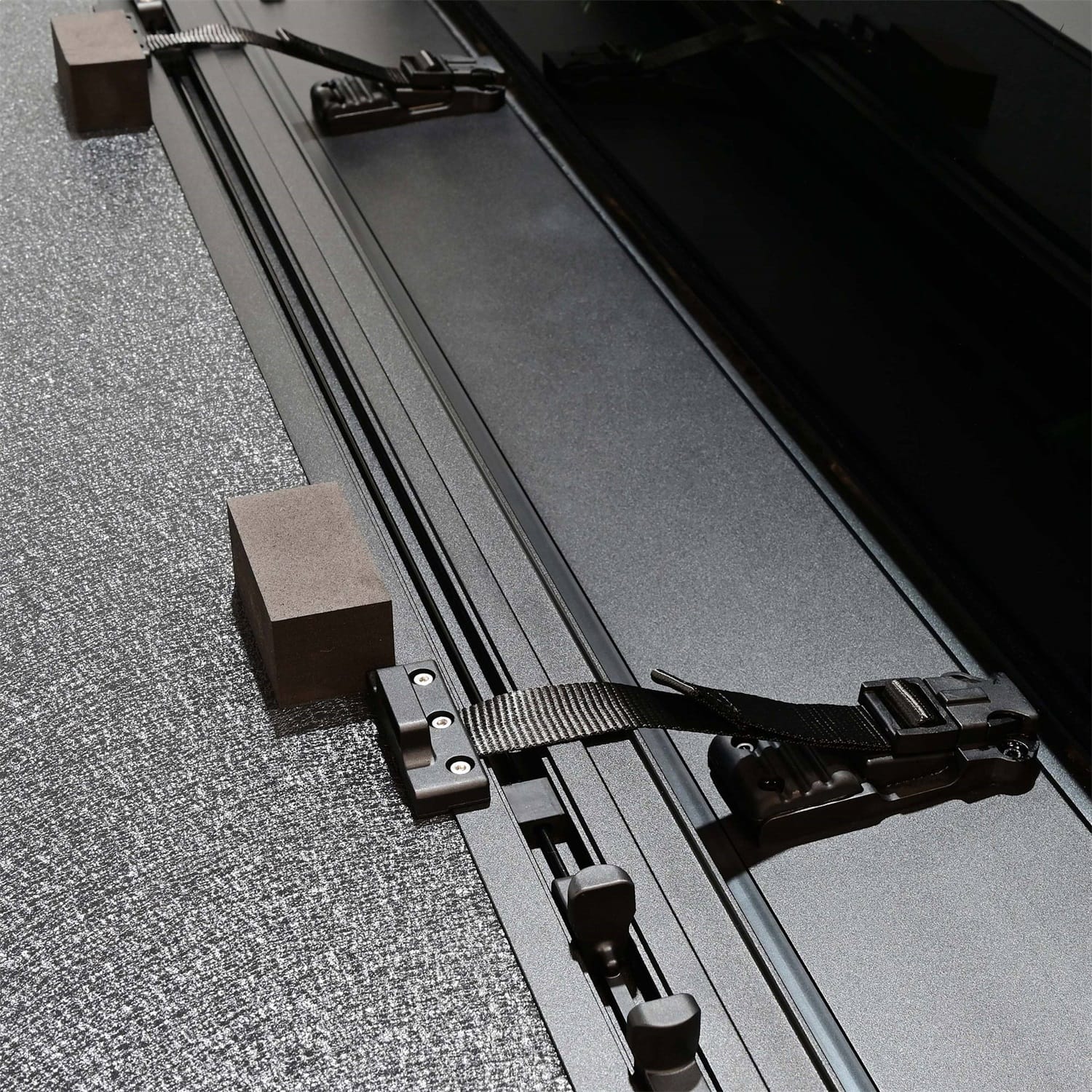 Hard Tri-Fold Tonneau Cover thumbnail 22