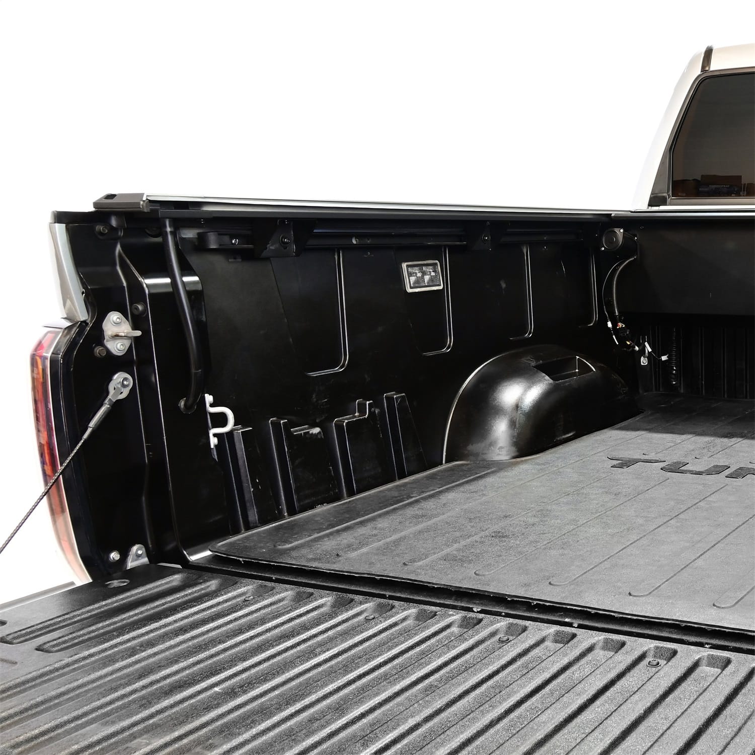 Electric Retractable Tonneau Cover thumbnail 24