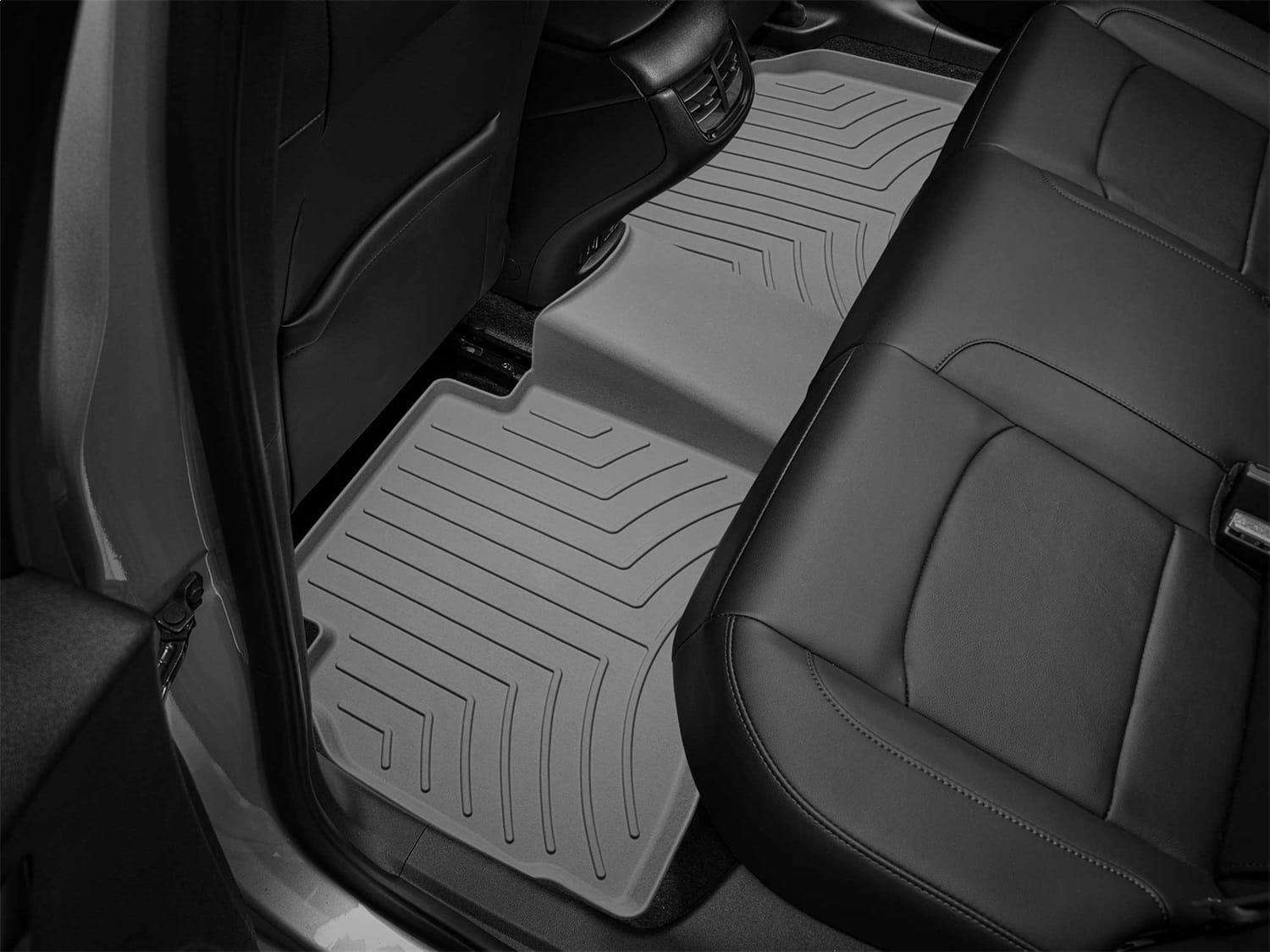 WeatherTech FloorLiner HP Floor Mat Set - 469032IM