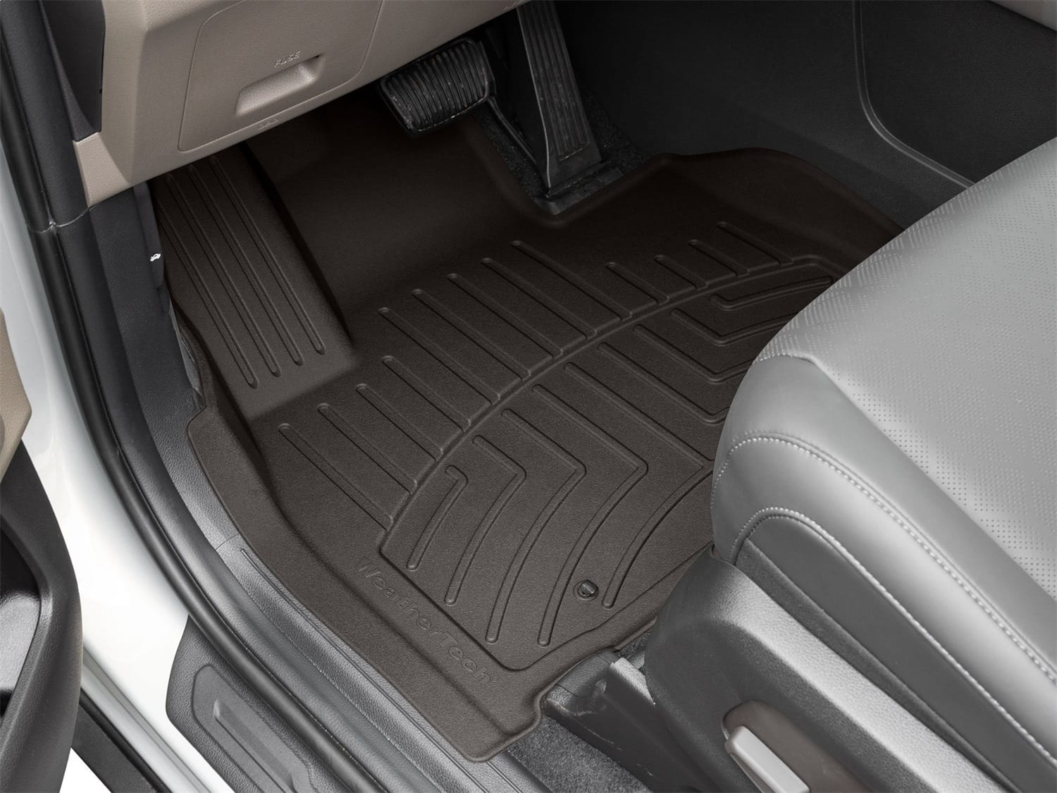 WeatherTech FloorLiner HP Floor Mat Set - 4719111IM